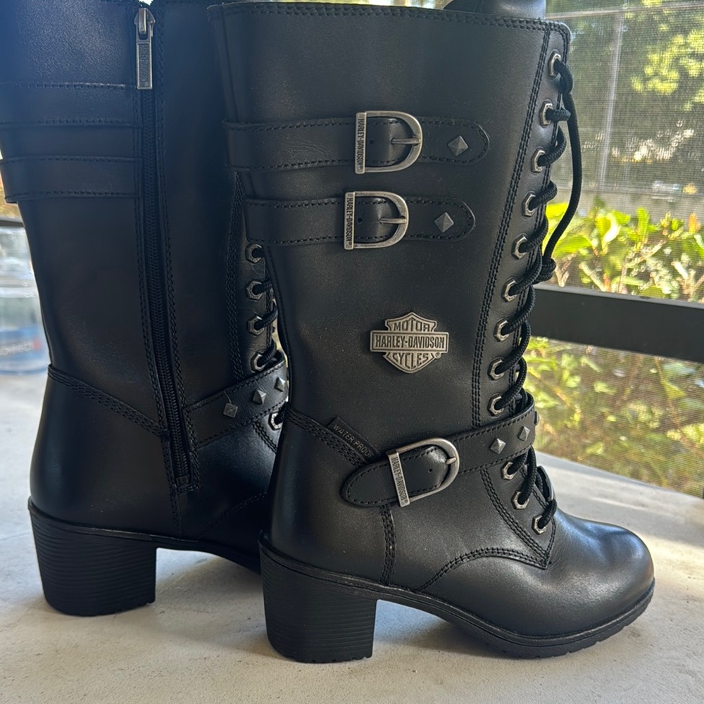 New Harley-Davidson Women's Black Moto Boots with Buckles